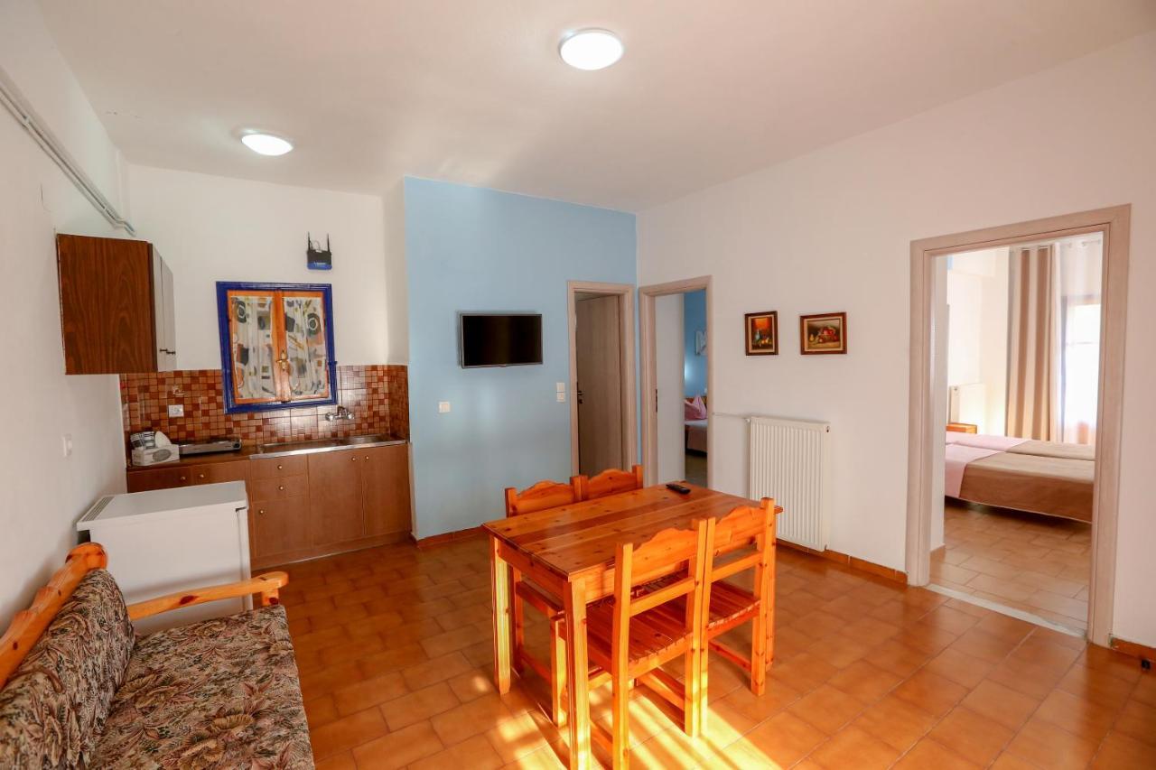 Athina Apartments Kato Korakiana Екстериор снимка
