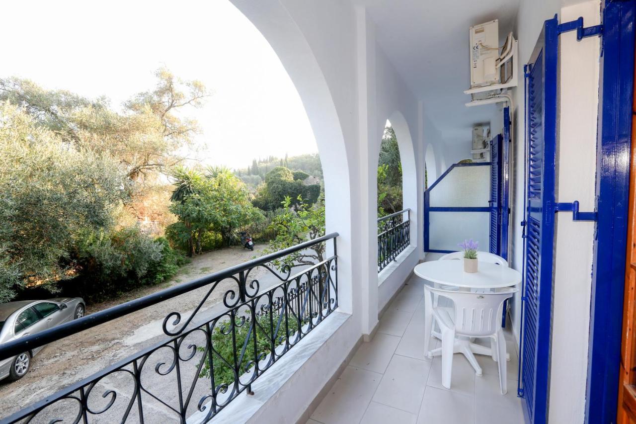 Athina Apartments Kato Korakiana Екстериор снимка