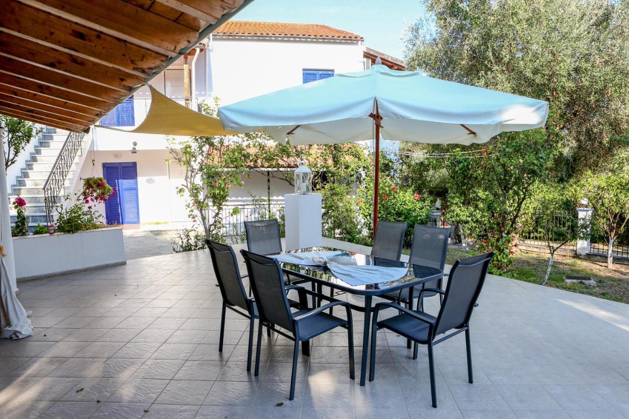 Athina Apartments Kato Korakiana Екстериор снимка